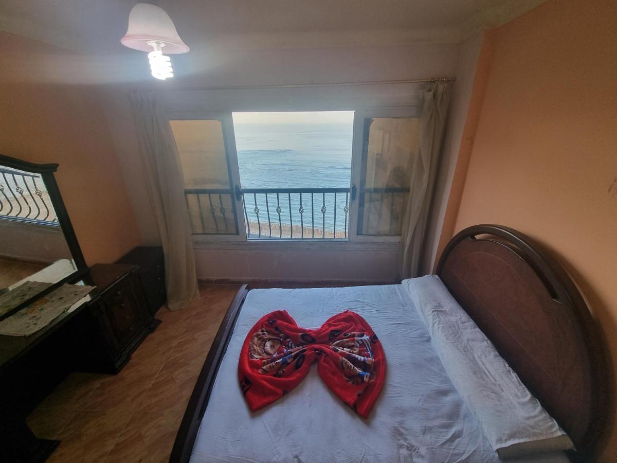 Panoramic Sea View Zamzm Flat Miami Family شقة فندقية زمزم بانورما بشاطئ ميامي - الاسكندرية صف اول مباشر علي بحر - عائلات فقط 알렉산드리아 외부 사진