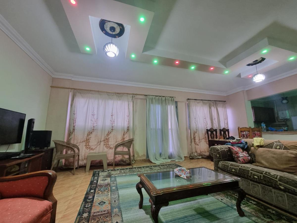 Panoramic Sea View Zamzm Flat Miami Family شقة فندقية زمزم بانورما بشاطئ ميامي - الاسكندرية صف اول مباشر علي بحر - عائلات فقط 알렉산드리아 외부 사진