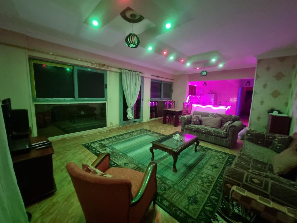 Panoramic Sea View Zamzm Flat Miami Family شقة فندقية زمزم بانورما بشاطئ ميامي - الاسكندرية صف اول مباشر علي بحر - عائلات فقط 알렉산드리아 외부 사진