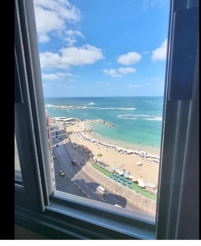 Panoramic Sea View Zamzm Flat Miami Family شقة فندقية زمزم بانورما بشاطئ ميامي - الاسكندرية صف اول مباشر علي بحر - عائلات فقط 알렉산드리아 외부 사진