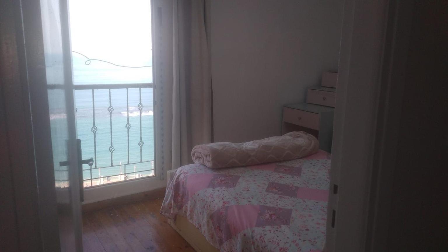 Panoramic Sea View Zamzm Flat Miami Family شقة فندقية زمزم بانورما بشاطئ ميامي - الاسكندرية صف اول مباشر علي بحر - عائلات فقط 알렉산드리아 외부 사진